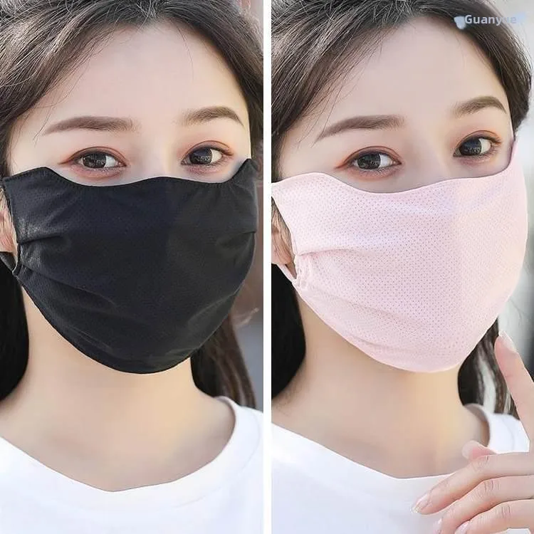 Fashionable Sun Protection Mask Breathable Washable Thin Style Unisex Summer UV Protection Face Covering Adjustable Nose Wire
Fashionable Sun Protection Mask Breathable Washable Thin Style Unisex Summer UV Protection Face Covering Adjustable Nose Wire