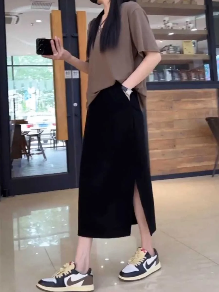 High Waist Black A-Line Midi Skirt Women's Summer New Style plus Size Elastic Slimming Split Half Body Skirt Korean Style Com...
High Waist Black A-Line Midi Skirt Women's Summer New Style plus Size Elastic Slimming Split Half Body Skirt Korean Style Com...