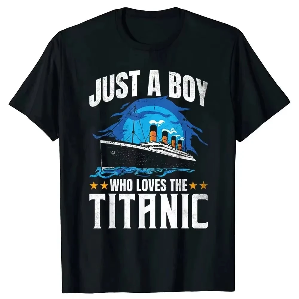 Мотоциклетная новинка для мальчиков Who Just Love The Sailing Titanic, хлопковая футболка с графическим рисунком на день рождения, летняя стильная футболка, мужская одежда
Мотоциклетная новинка для мальчиков Who Just Love The Sailing Titanic, хлопковая футболка с графическим рисунком на день рождения, летняя стильная футболка, мужская одежда