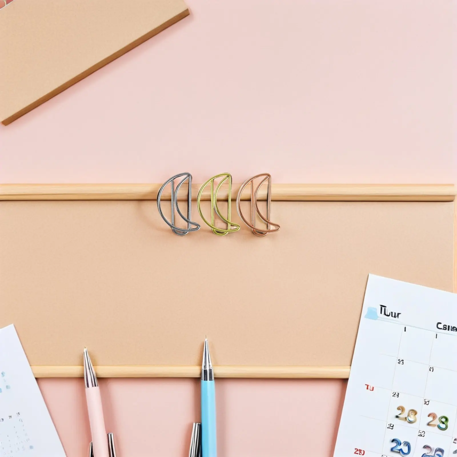 90Pcs Moon Shaped Metal Paper Clips Smooth Edge Electroplated Book Marker Page Clip for Office Supplies Planner Desk Organizer
90Pcs Moon Shaped Metal Paper Clips Smooth Edge Electroplated Book Marker Page Clip for Office Supplies Planner Desk Organizer