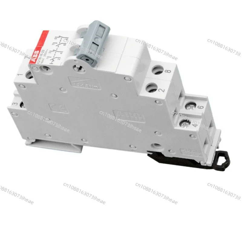 Machine room maintenance switch maintenance normal switch 270 switch/e/E218-16-22 Suitable for KONE elevator accessories
Machine room maintenance switch maintenance normal switch 270 switch/e/E218-16-22 Suitable for KONE elevator accessories