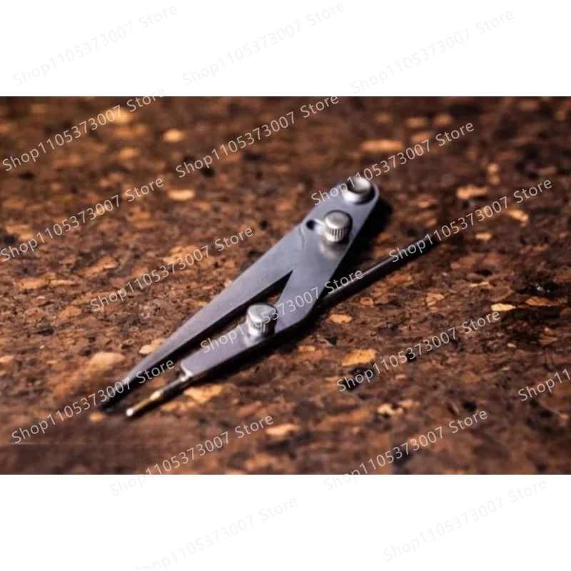 DIY LeatherCraft Silver Refill Marking Tool Gap Rule Lockable Spacing Gauge Leather Spacing Gauge Professional
DIY LeatherCraft Silver Refill Marking Tool Gap Rule Lockable Spacing Gauge Leather Spacing Gauge Professional