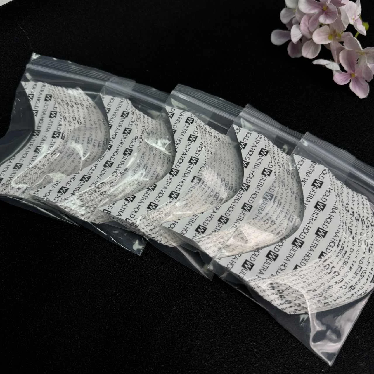 36Pcs Ultra Hold Curved Wig Tape Strips,, Sweatproof Strong Adhesive & Residue-Free, Double Sided Tape for Lace Wigs and Hair
36Pcs Ultra Hold Curved Wig Tape Strips,, Sweatproof Strong Adhesive & Residue-Free, Double Sided Tape for Lace Wigs and Hair