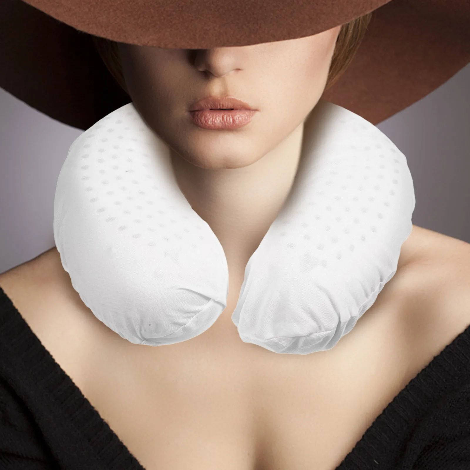 1Pcs Natural Latex U Shape Pillow Neck Support Cervical Spine Travel Cushion Portable U Shaped Cushion Neck Pillow
1Pcs Natural Latex U Shape Pillow Neck Support Cervical Spine Travel Cushion Portable U Shaped Cushion Neck Pillow