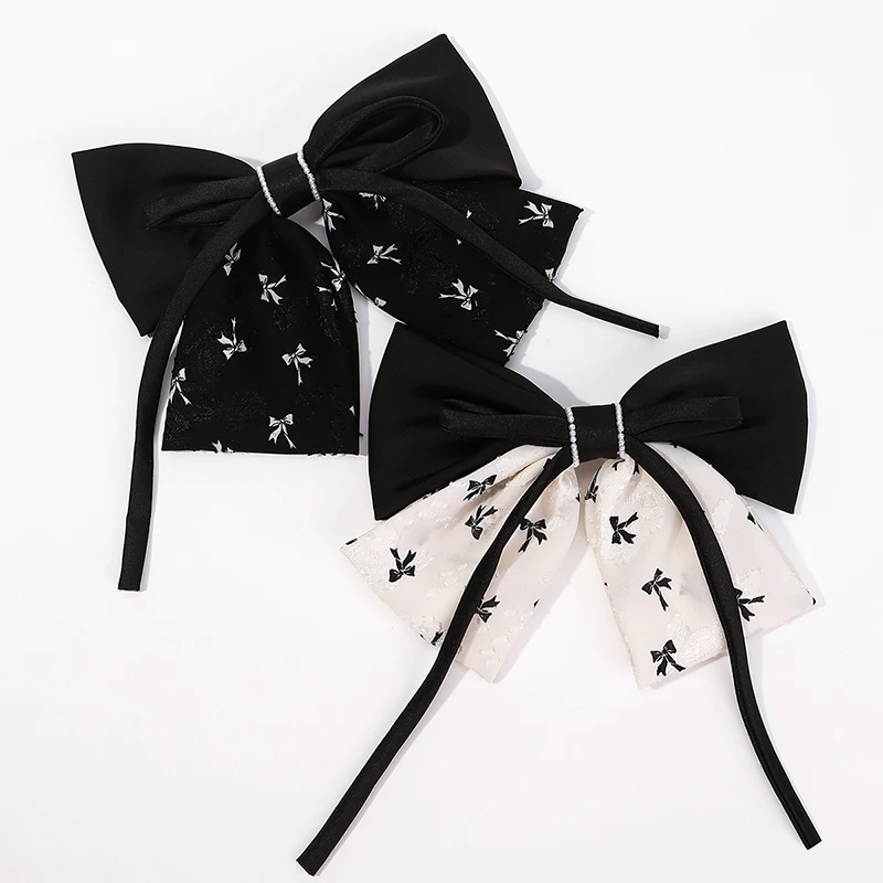 Fashion Autumn And Winter New Jacquard Bow Streamer Double Bow Simple Black And White Color Bow Spring Clip Texture Hairpin
Fashion Autumn And Winter New Jacquard Bow Streamer Double Bow Simple Black And White Color Bow Spring Clip Texture Hairpin