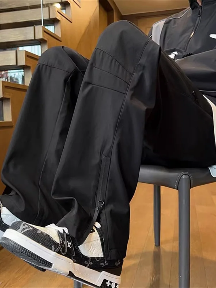 Мужские ветрозащитные водонепроницаемые брюки-карго для активного отдыха, весна-осень, американский стиль, с множеством молний, функциональная рабочая одежда, повседневные брюки
Мужские ветрозащитные водонепроницаемые брюки-карго для активного отдыха, весна-осень, американский стиль, с множеством молний, функциональная рабочая одежда, повседневные брюки