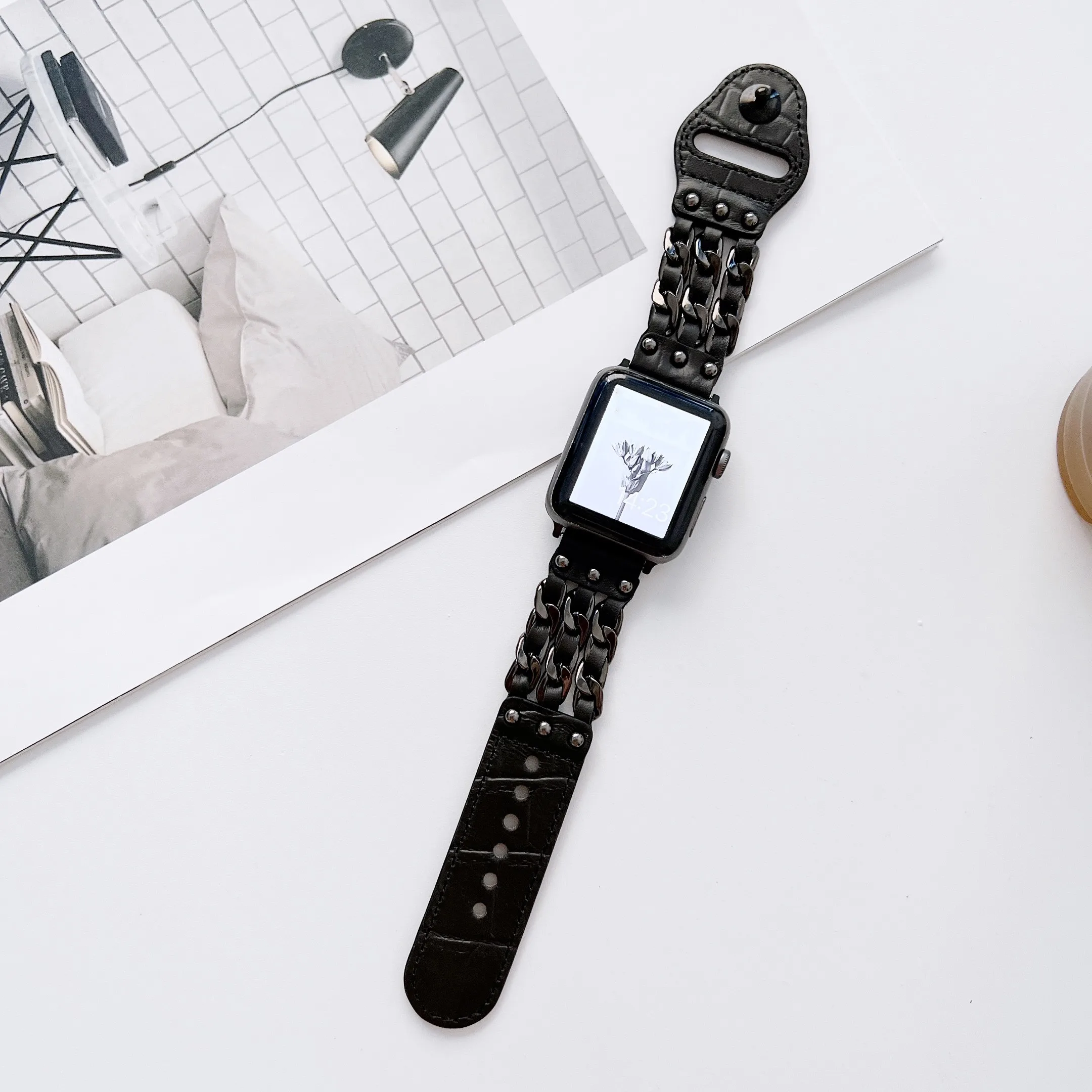 Ремешок кожаный для Iwatch 40/44 мм 4 3 2 1, браслет-цепочка для Apple Watch, регулируемая длина 38/42 мм SE8 7 6 5 49Ultra Correa, 41 мм 45 мм
Ремешок кожаный для Iwatch 40/44 мм 4 3 2 1, браслет-цепочка для Apple Watch, регулируемая длина 38/42 мм SE8 7 6 5 49Ultra Correa, 41 мм 45 мм