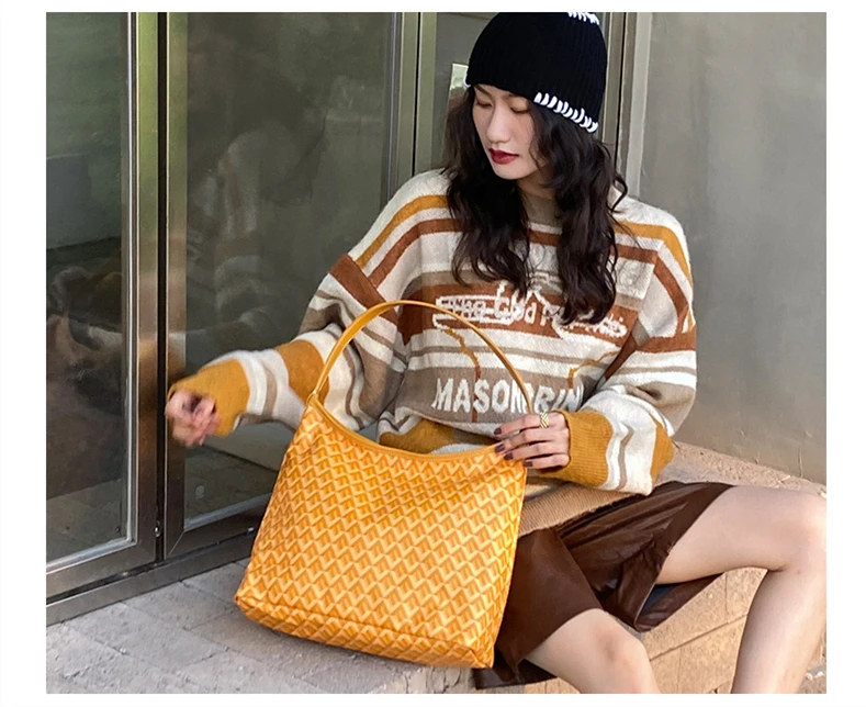 Сумка-тоут Женская сумка из натуральной кожи на молнии-бродяга на одно плечо Высококачественная сумка через плечо односторонняя настоящая сумка
Сумка-тоут Женская сумка из натуральной кожи на молнии-бродяга на одно плечо Высококачественная сумка через плечо односторонняя настоящая сумка