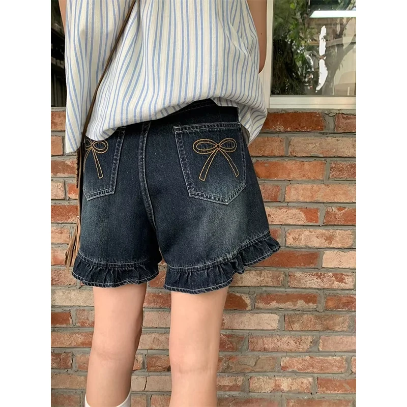 MEXZT Kawaii Bow Denim Shorts Women Vintage Embroidery Wide Leg Shorts Jeans Summer Japanese Cute Streetwear Baggy Short Pants
MEXZT Kawaii Bow Denim Shorts Women Vintage Embroidery Wide Leg Shorts Jeans Summer Japanese Cute Streetwear Baggy Short Pants