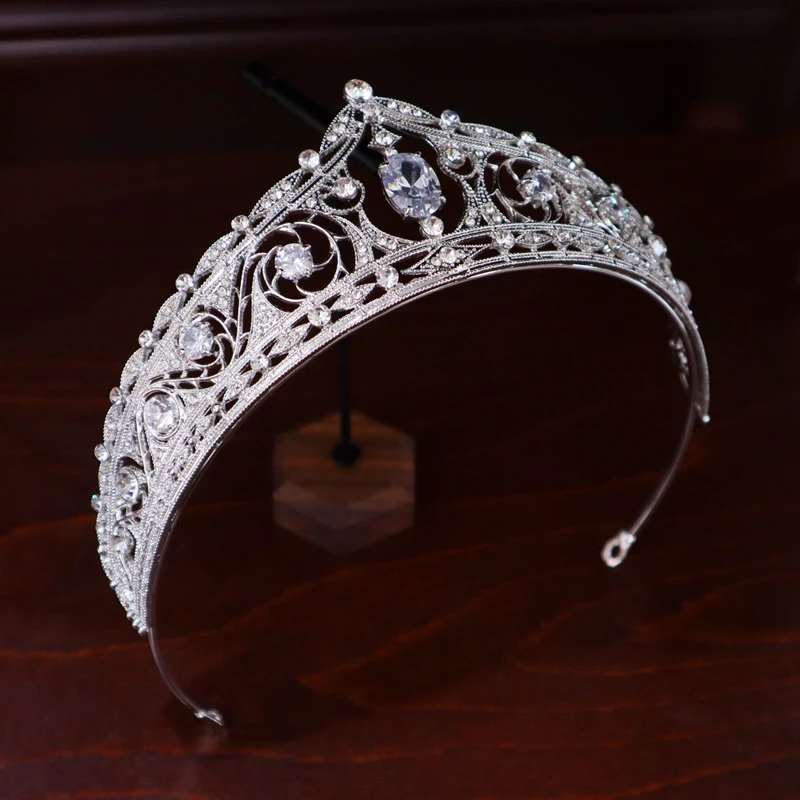 CC Vintage Crown Women Accessories Wedding Hairwear Bridal Headpiece Engagement Hair Ornaments Crystal Pageant Diadem Gifts HS03
CC Vintage Crown Women Accessories Wedding Hairwear Bridal Headpiece Engagement Hair Ornaments Crystal Pageant Diadem Gifts HS03