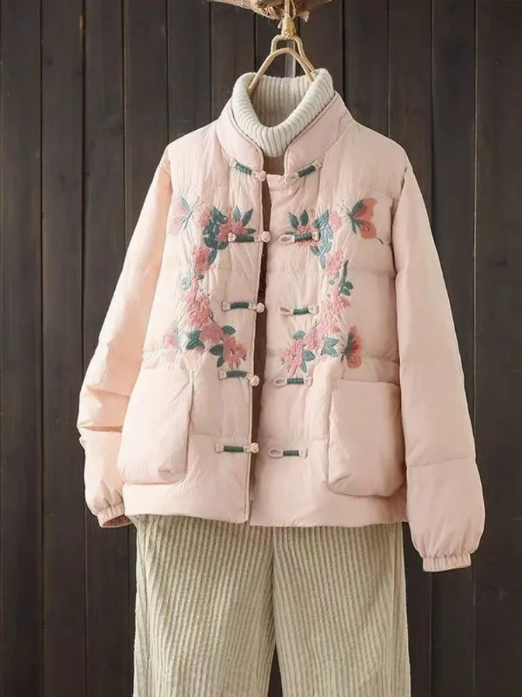 Elegant Chinese Style Embroidered Lightweight down Cotton Jacket Ladies Tang Costume Button Stand Collar Cotton Coat
Elegant Chinese Style Embroidered Lightweight down Cotton Jacket Ladies Tang Costume Button Stand Collar Cotton Coat