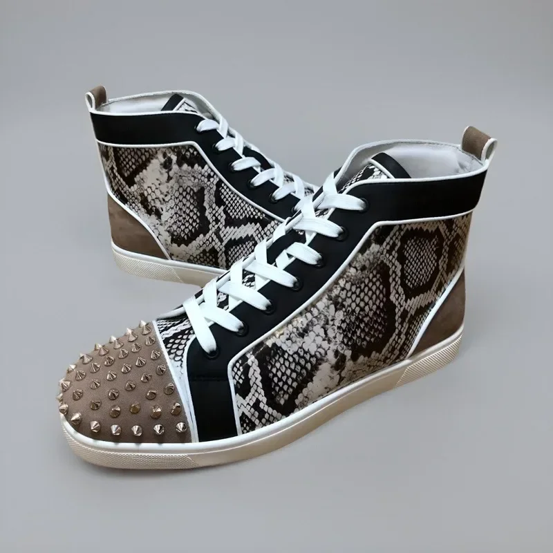 Women Luxury High Top Red Bottom Shoes For Men Trainers Driving Spiked Gray Snake Genuine Leather Rivets Toecap lats Sneaker
Women Luxury High Top Red Bottom Shoes For Men Trainers Driving Spiked Gray Snake Genuine Leather Rivets Toecap lats Sneaker