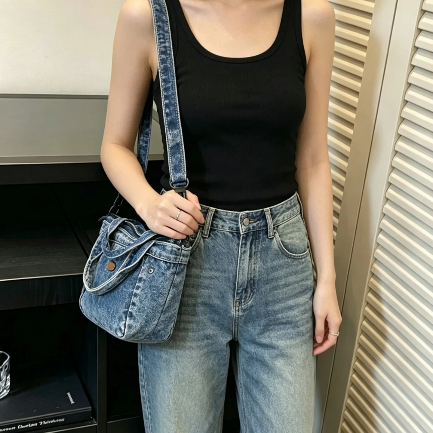 Women's Washed Denim Mini Tote Bag, Crossbody with Top Handle & Adjustable Strap
Women's Washed Denim Mini Tote Bag, Crossbody with Top Handle & Adjustable Strap