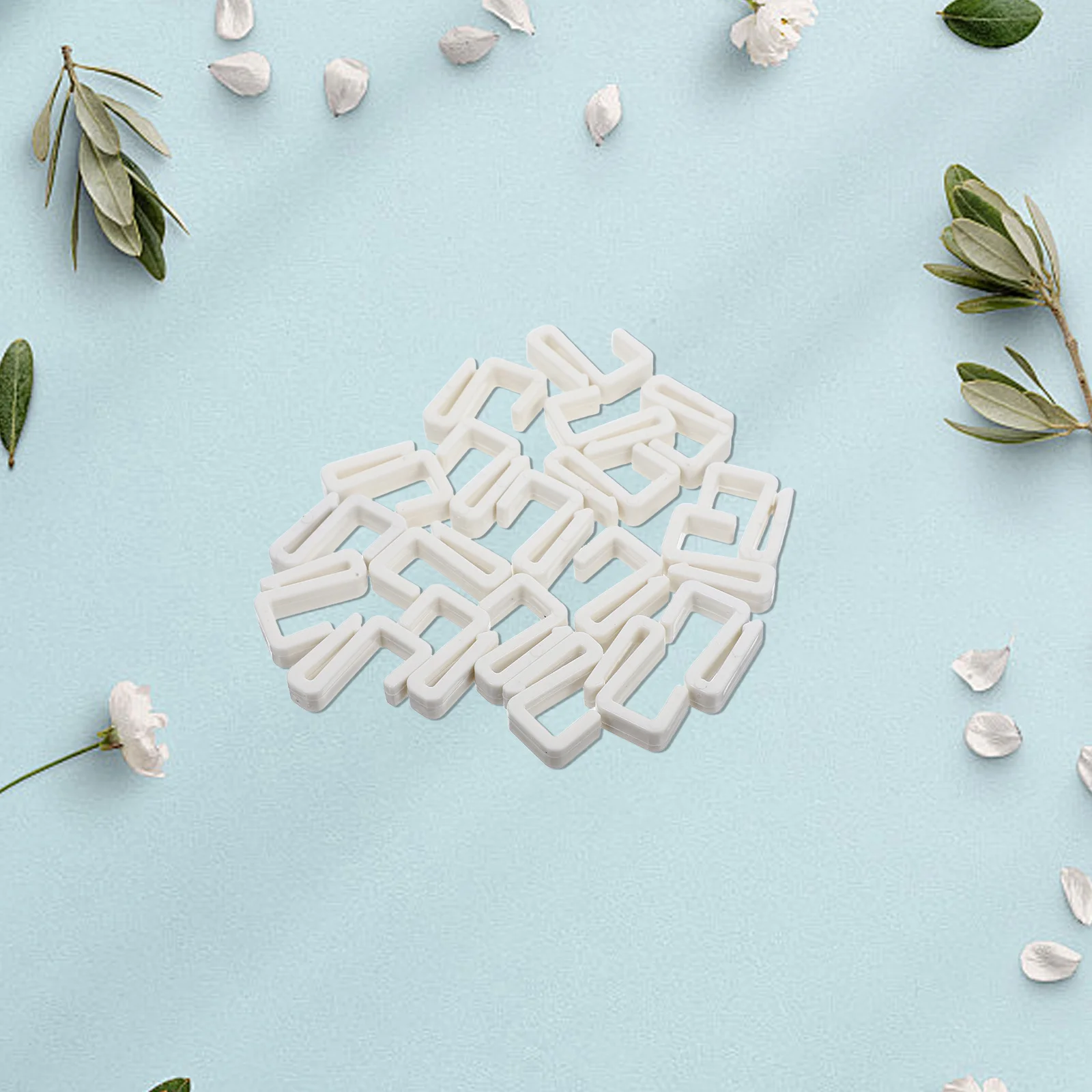 20Pcs Plastic S Hooks Heavy Duty Versatile Nail Shaped Hooks for Wardrobe Kitchen Garage Bathroom Office
20Pcs Plastic S Hooks Heavy Duty Versatile Nail Shaped Hooks for Wardrobe Kitchen Garage Bathroom Office