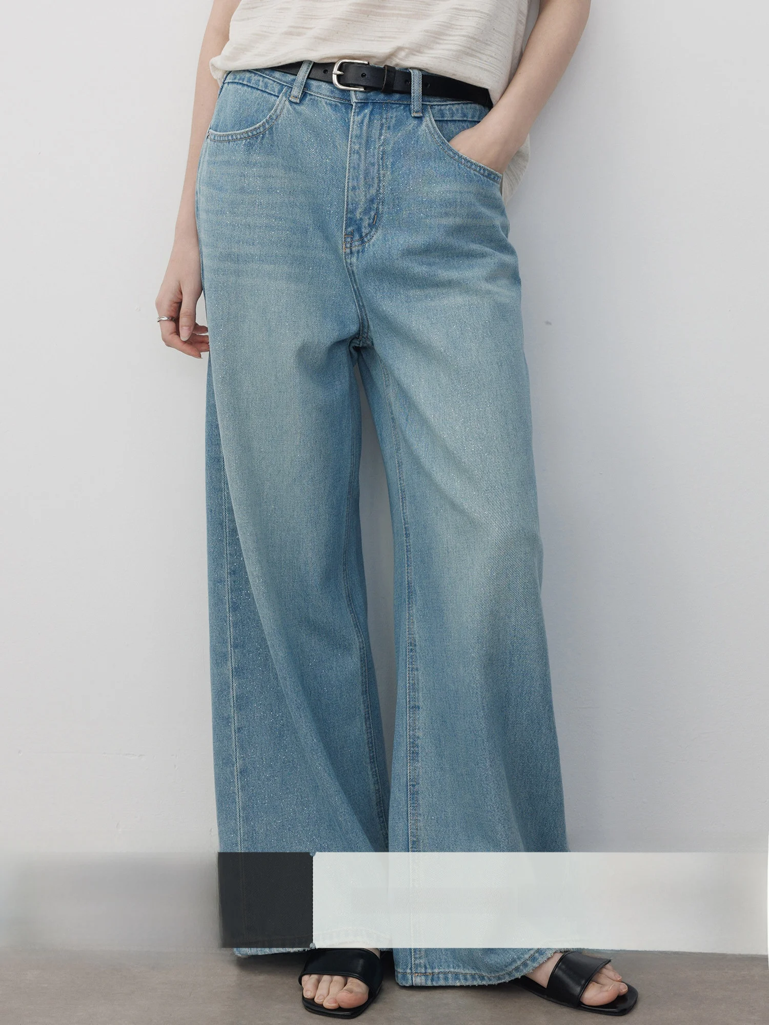 Shiny Sequin Women's Jeans Casual Loose Straight Leg Cotton Blend Fabric High Waist Zipper Fly Summer 2026 New Style
Shiny Sequin Women's Jeans Casual Loose Straight Leg Cotton Blend Fabric High Waist Zipper Fly Summer 2026 New Style