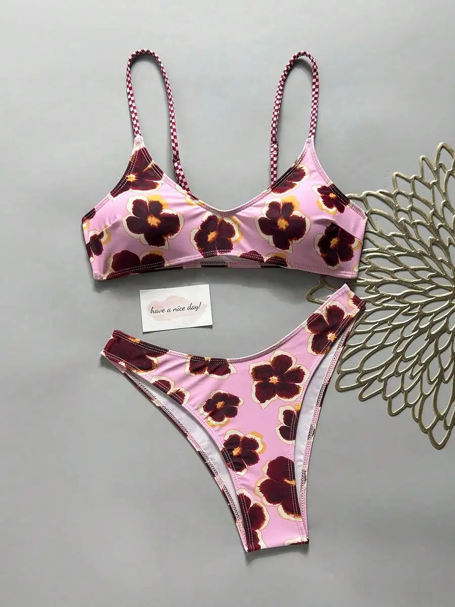 Elegant Floral Print Bikini Set For Beach Vacation Pool Party Summer
Elegant Floral Print Bikini Set For Beach Vacation Pool Party Summer