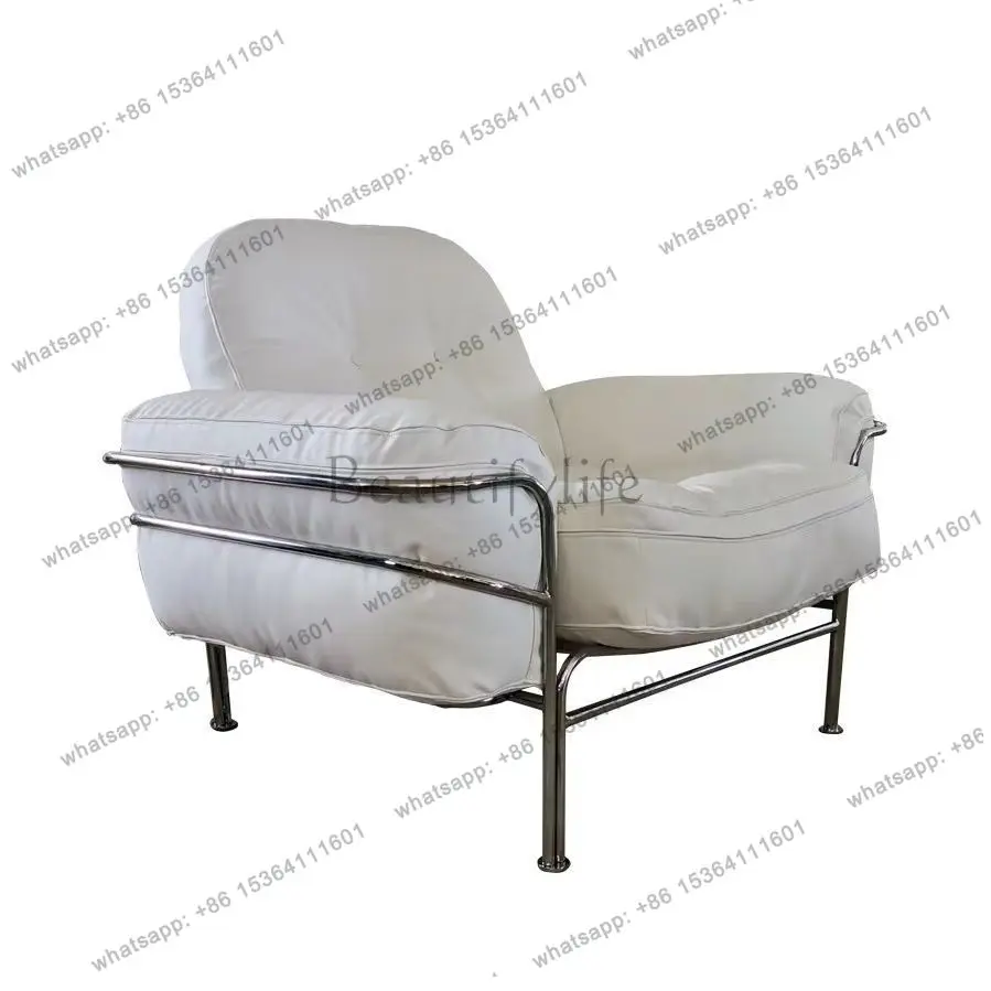 Retro medieval leather single sofa chair metal frame full soft bag light luxury leisure chair
Retro medieval leather single sofa chair metal frame full soft bag light luxury leisure chair