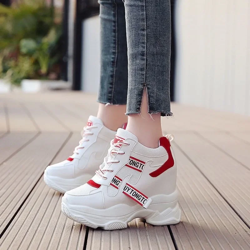 Pop Hot Sales Trendy Shoes Women High Top Sneakers Women Platform Vulcanized Shoes Inner Height Increasing Women's Shoes
Pop Hot Sales Trendy Shoes Women High Top Sneakers Women Platform Vulcanized Shoes Inner Height Increasing Women's Shoes