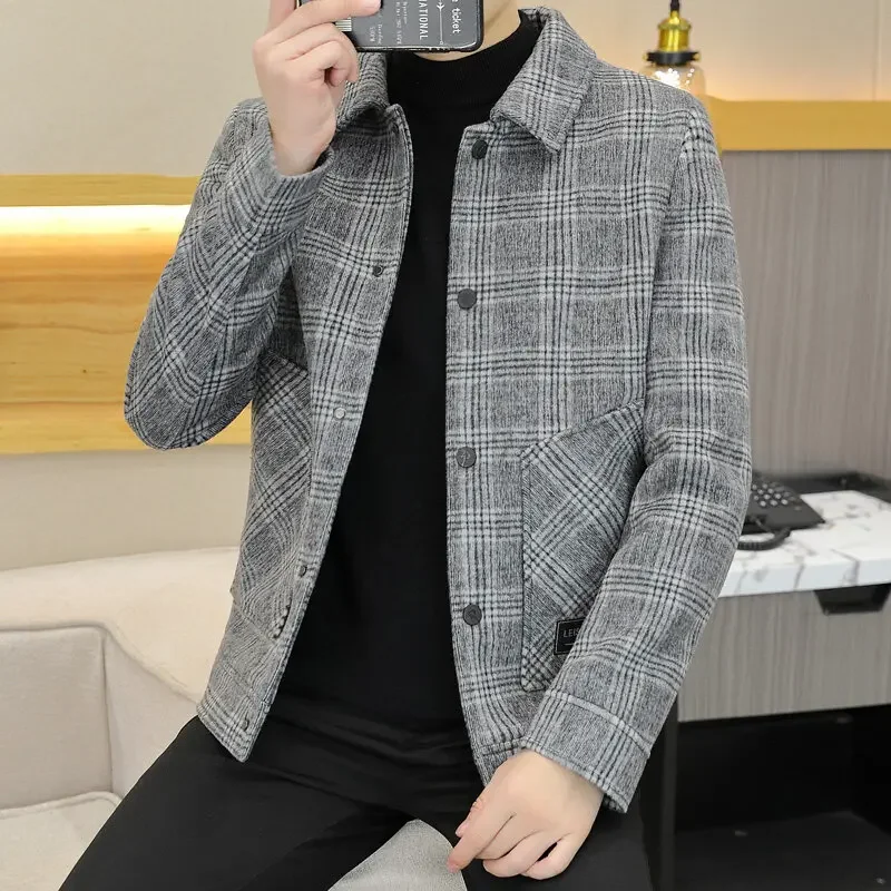 New Nice Autumn Winter Men's Casual Plaid Short Woolen Coats Streetwear Slim Fit Wool Windbreaker Jacket Clothing Warm Top P
New Nice Autumn Winter Men's Casual Plaid Short Woolen Coats Streetwear Slim Fit Wool Windbreaker Jacket Clothing Warm Top P