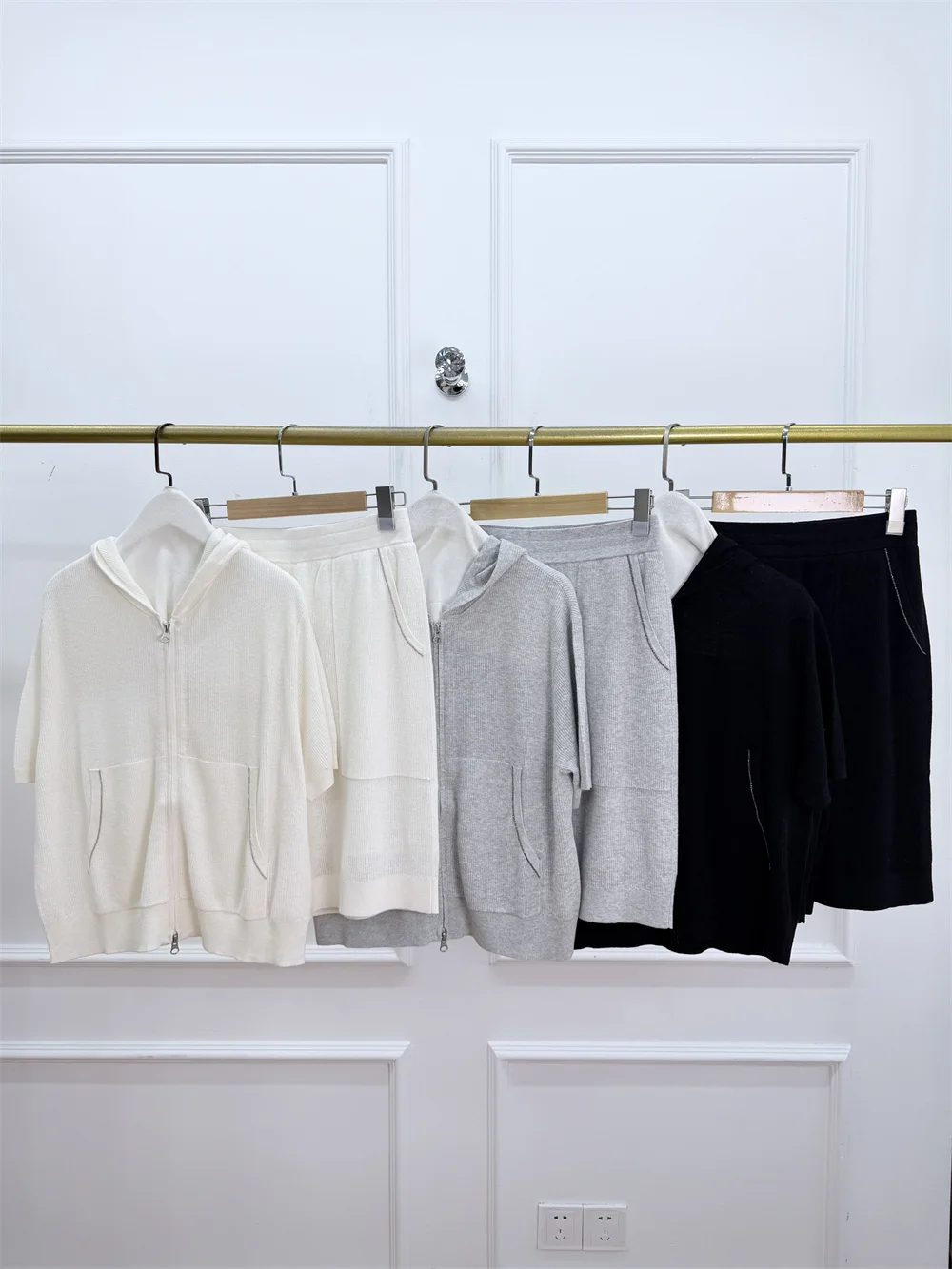 Women's Clothes Hooded Linen Blend Cardigan And Elastic-Waist Shorts 2 Piece Set
Women's Clothes Hooded Linen Blend Cardigan And Elastic-Waist Shorts 2 Piece Set