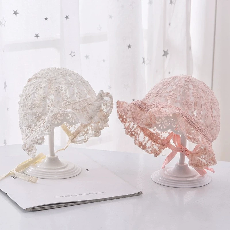 Baby Girl Lace Court Bonnet New Vintage Ruffle Trim Hat Soft Cute Infant Summer Cap 100 Days Birthday Photography for Newborn
Baby Girl Lace Court Bonnet New Vintage Ruffle Trim Hat Soft Cute Infant Summer Cap 100 Days Birthday Photography for Newborn