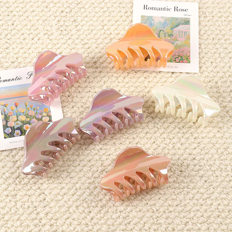 Large Hollow Claw Clip Acetate Shark Hair Clip Sweet Bow Hairpin Fashionable Hair Accessories for Women
Large Hollow Claw Clip Acetate Shark Hair Clip Sweet Bow Hairpin Fashionable Hair Accessories for Women