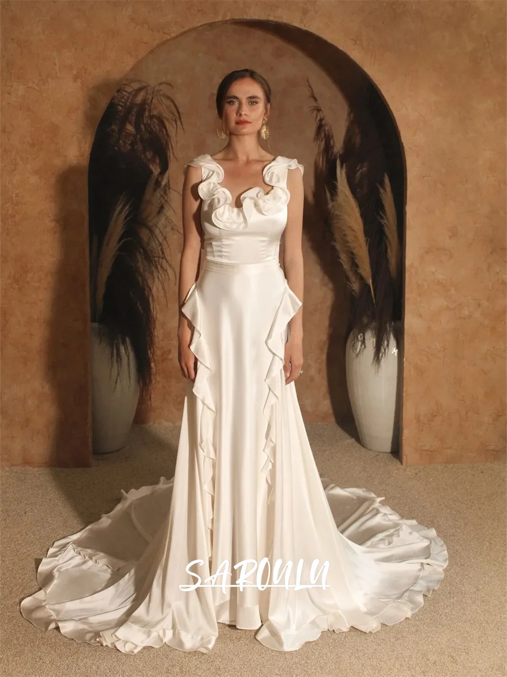 Ruffle Silky Wedding Dress, Sheath Court Train Bridal Wedding Gown, Luminious Modern Bride Dresses Customized Size
Ruffle Silky Wedding Dress, Sheath Court Train Bridal Wedding Gown, Luminious Modern Bride Dresses Customized Size