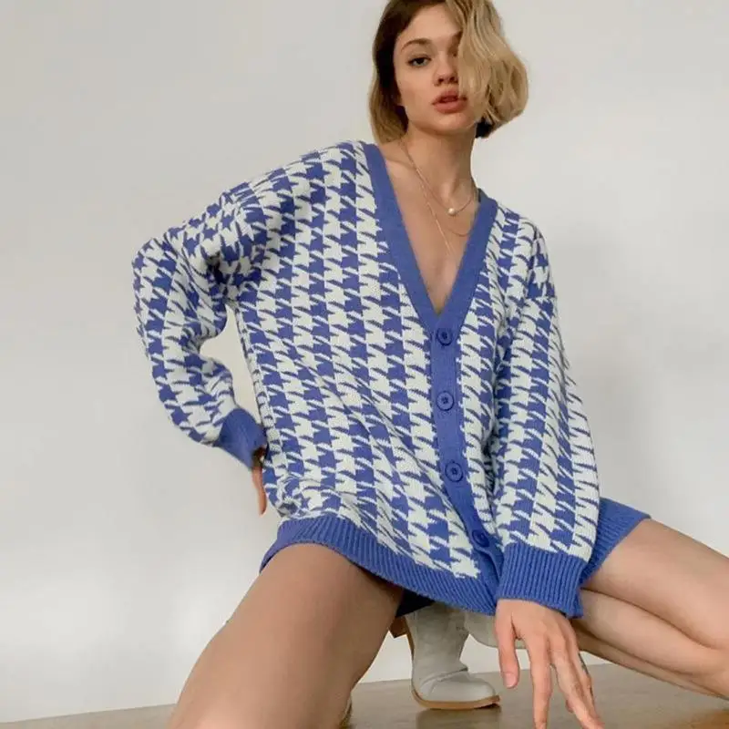 Houndstooth Single Breasted Sweater Women Deep V-Neck Long Sleeve Loose Casual Knitted Cardigan New Fashion Autumn Winter Warm
Houndstooth Single Breasted Sweater Women Deep V-Neck Long Sleeve Loose Casual Knitted Cardigan New Fashion Autumn Winter Warm