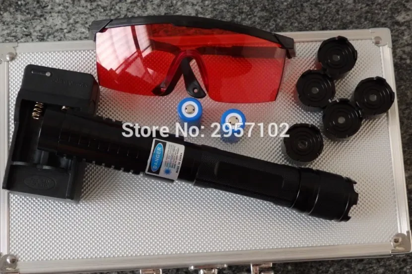 Portable Durable Laser Pen, High Power Laser Pointer with Adjustable Focus and 5 Interchangeable Caps Practical Tool for Hunting
Portable Durable Laser Pen, High Power Laser Pointer with Adjustable Focus and 5 Interchangeable Caps Practical Tool for Hunting