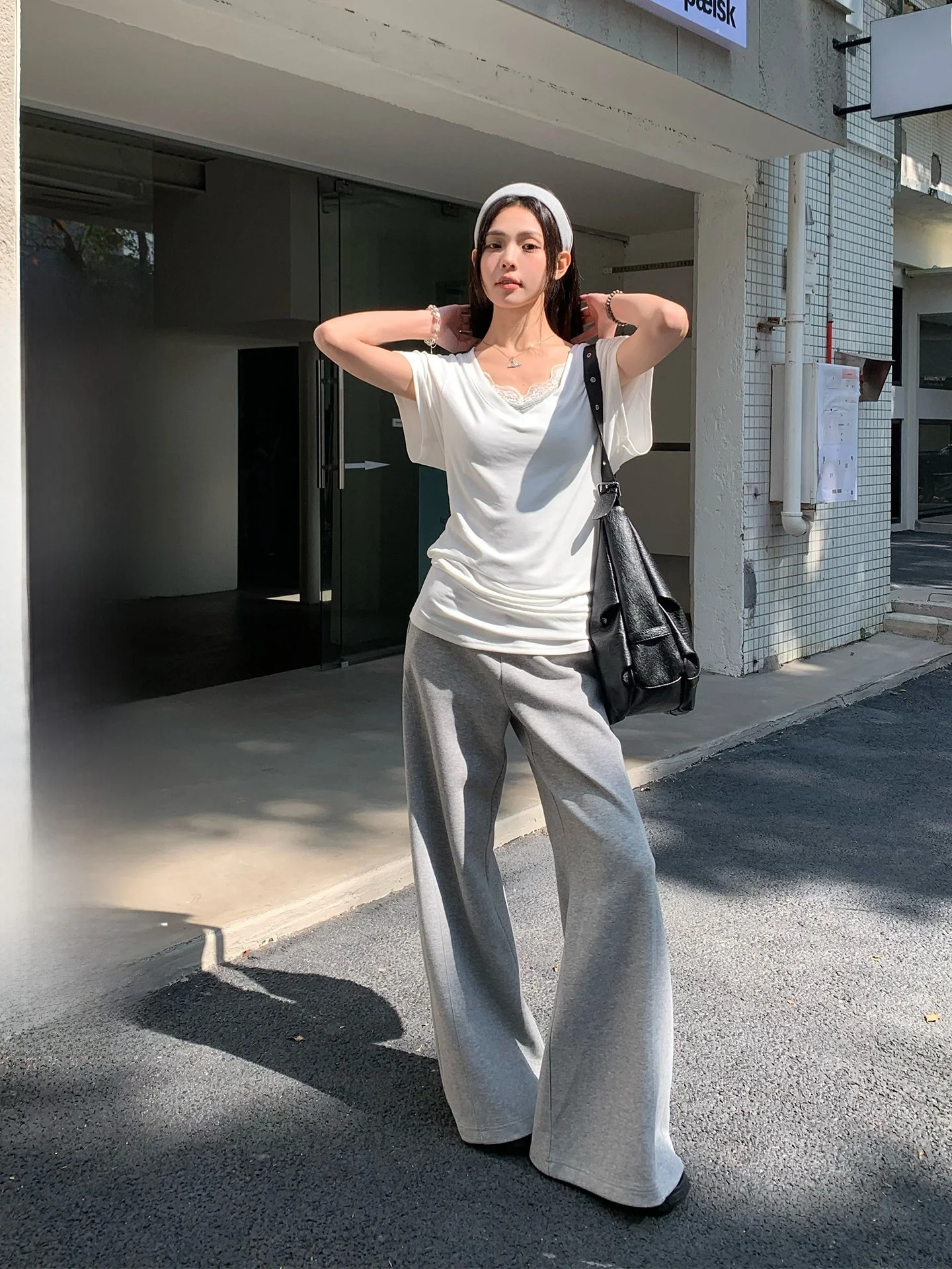 Loose High Waist Wide Leg Casual Pants Women's Summer Fashion Slightly Flared out Loose Fit Straight Cut Trousers
Loose High Waist Wide Leg Casual Pants Women's Summer Fashion Slightly Flared out Loose Fit Straight Cut Trousers