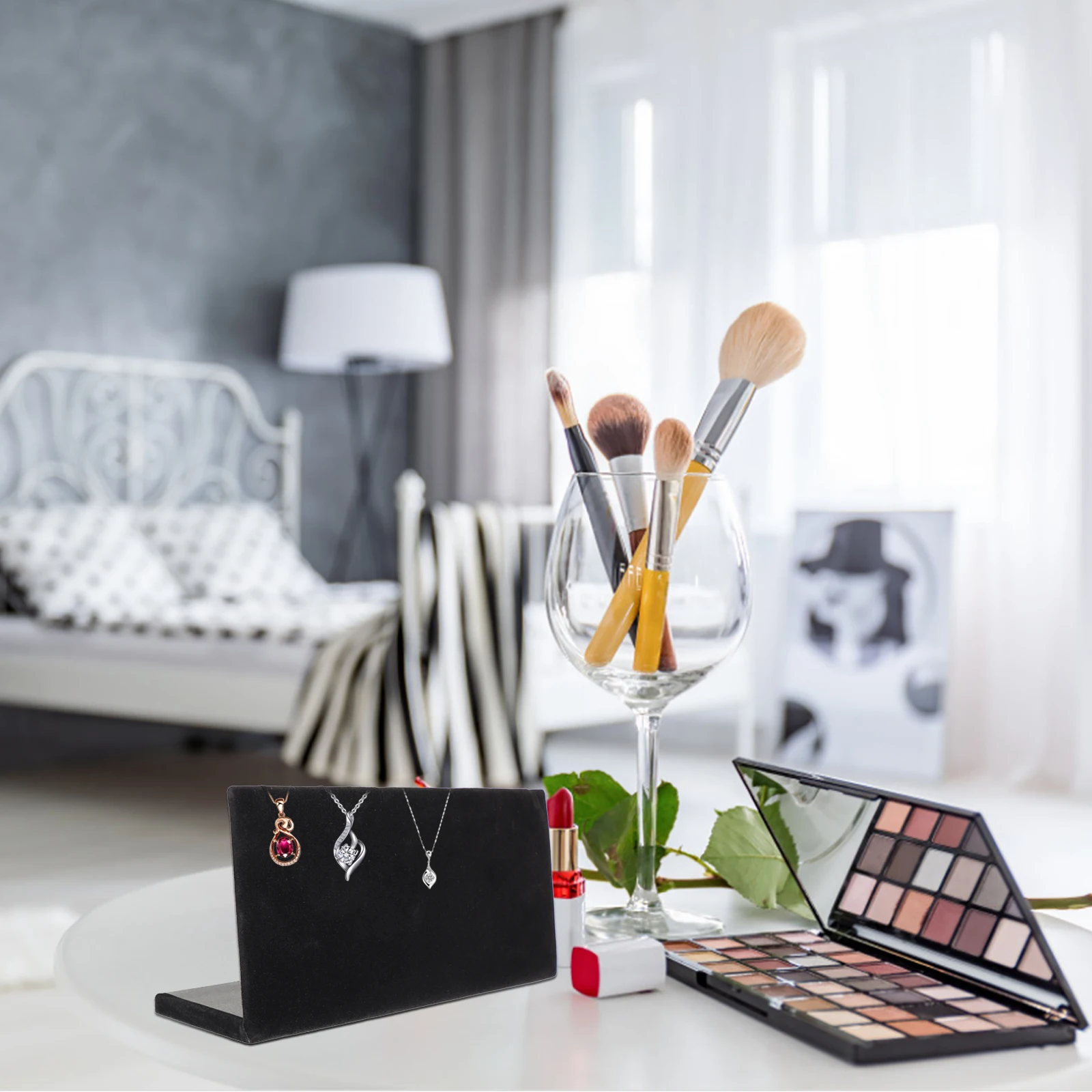1 pc Jewelry Display Rack Earring Stand Black Pendant Storage Holder Gift For Wife Creative Decorative Organizer Case
1 pc Jewelry Display Rack Earring Stand Black Pendant Storage Holder Gift For Wife Creative Decorative Organizer Case