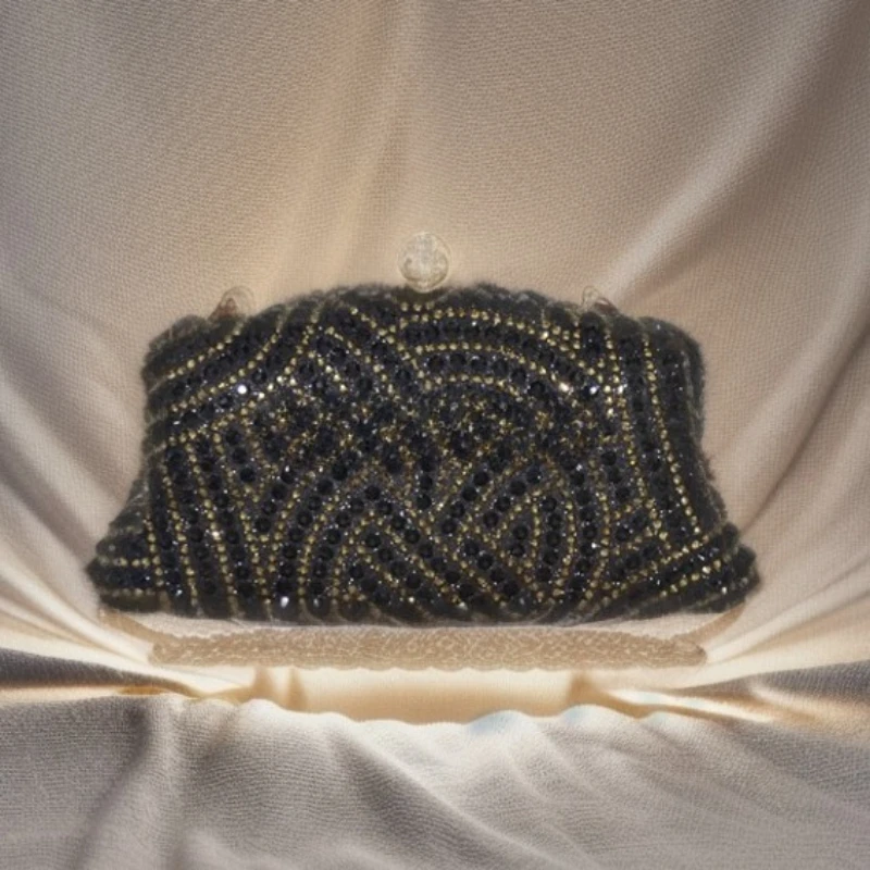 Black Gold Gourd Diamond Dinner Bag Shiny Rhinestone Clutch Fashion Elegant Women's Versatile Luxury Bag Bolso Diseñador De Lujo
Black Gold Gourd Diamond Dinner Bag Shiny Rhinestone Clutch Fashion Elegant Women's Versatile Luxury Bag Bolso Diseñador De Lujo
