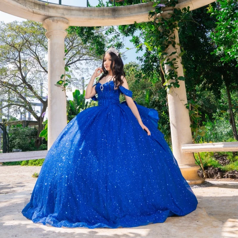 Royal Blue Shiny Ball Gown Quinceanera Dresses Sequin Beading Crystal Bow Tull Corset Off The Shoulder Sweet 16 Dress vestidos
Royal Blue Shiny Ball Gown Quinceanera Dresses Sequin Beading Crystal Bow Tull Corset Off The Shoulder Sweet 16 Dress vestidos