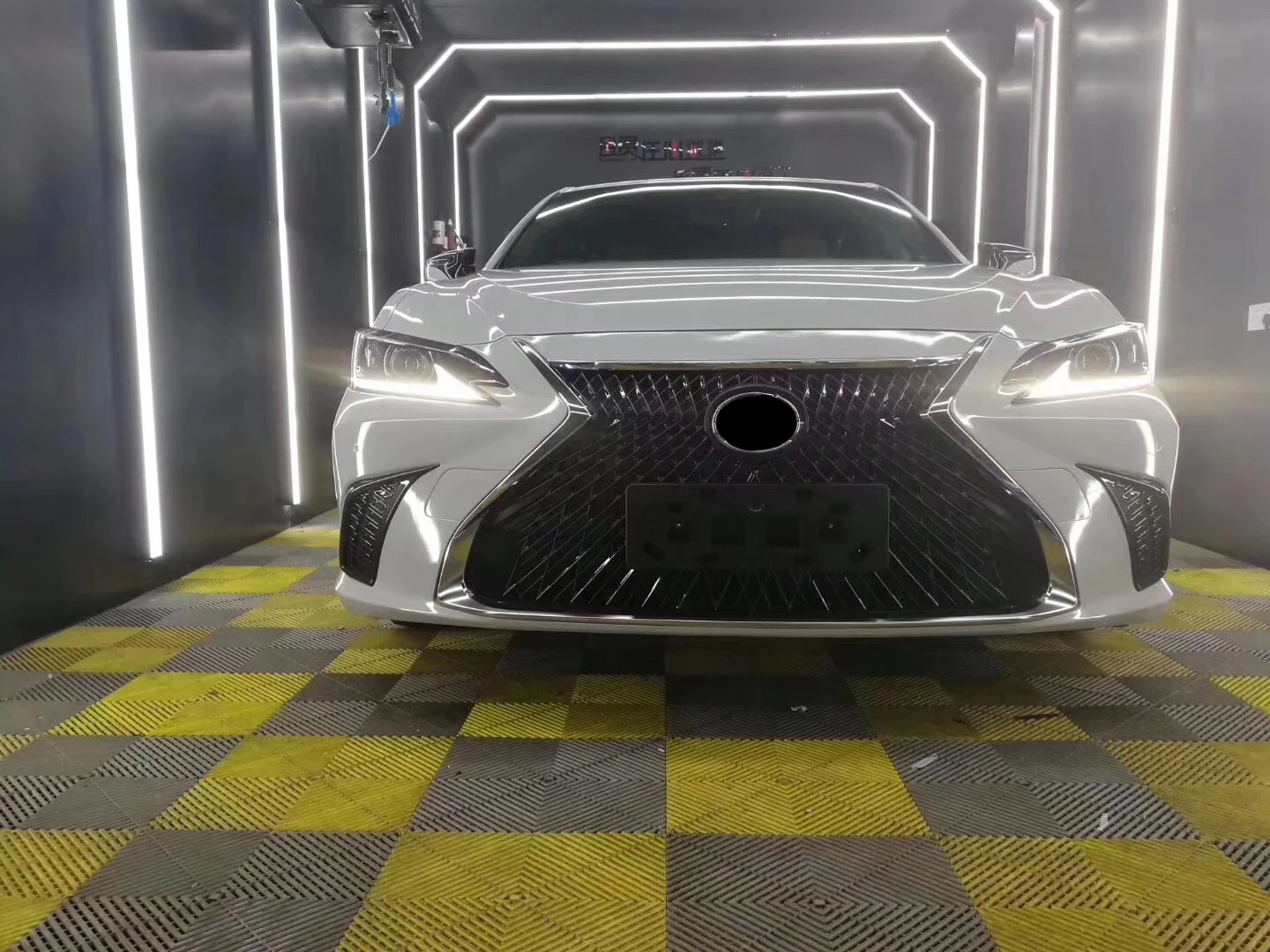 Factory Hot Selling Sport Body Kit Grille Front Rear Bumper for 2018-2019 Es300 Es350
Factory Hot Selling Sport Body Kit Grille Front Rear Bumper for 2018-2019 Es300 Es350