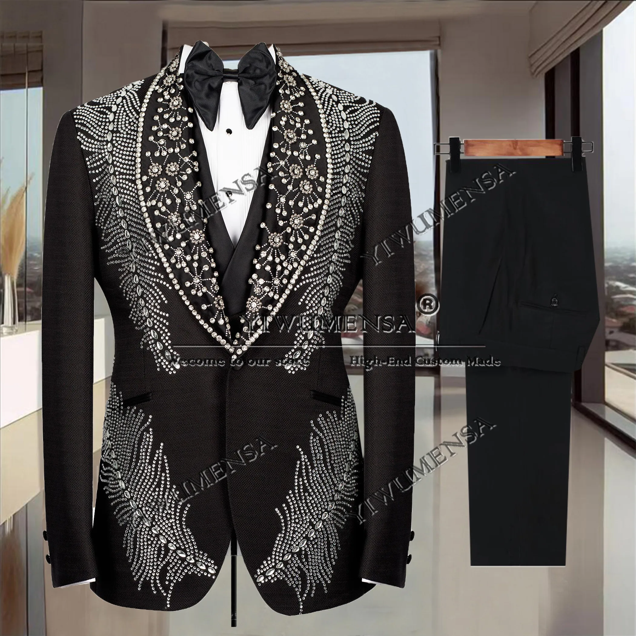 Sliver Crystals Beads Wedding Suits Men Luxury Outfit Single Breasted Blazers 3 Pieces Formal Party Groom Tuxedos Customized
Sliver Crystals Beads Wedding Suits Men Luxury Outfit Single Breasted Blazers 3 Pieces Formal Party Groom Tuxedos Customized