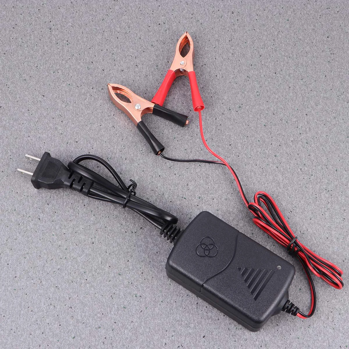 Двойные зажимы Plumbic Acid, практичный Smart 12V 1A (оригинальный американский Калибр проводов)
Двойные зажимы Plumbic Acid, практичный Smart 12V 1A (оригинальный американский Калибр проводов)