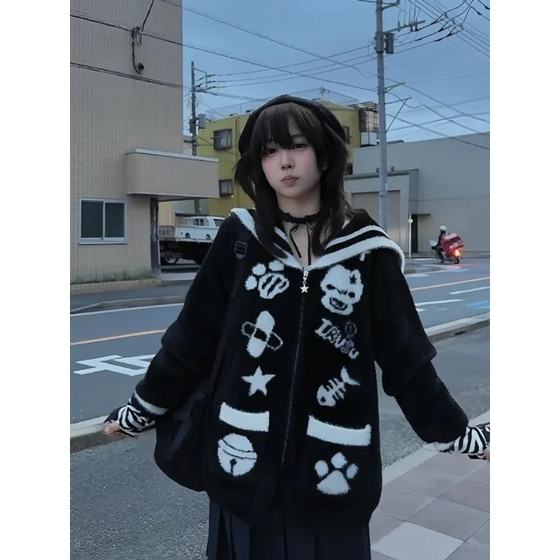 Y2k Gothic Black Sweater Coats Women Casual Subculture Knitted Cardigan Jackets Japanese Kawaii Clothing 2000s American Vintage
Y2k Gothic Black Sweater Coats Women Casual Subculture Knitted Cardigan Jackets Japanese Kawaii Clothing 2000s American Vintage
