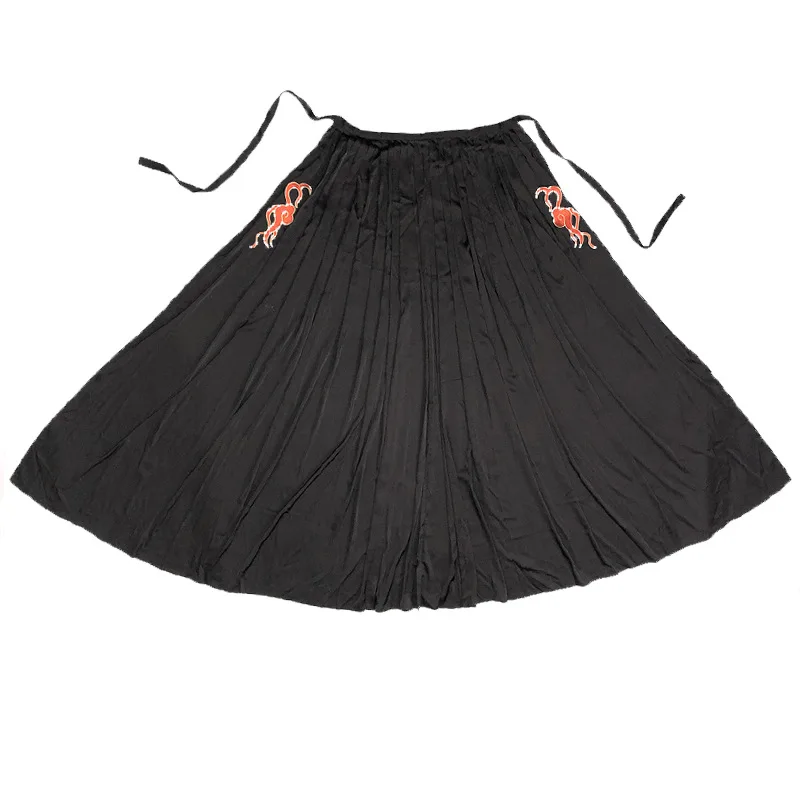 Hanfu accessories, cloaks, high-end feeling, flowing drapes, general armor, cloaks
Hanfu accessories, cloaks, high-end feeling, flowing drapes, general armor, cloaks