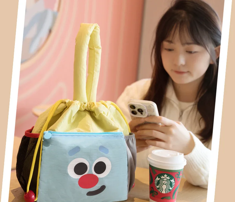 Large Capacity Cute Drawstring Cosmetic Bag Portable Makeup Pouch Foldable Nylon Storage Handbag Cubic Shape for Commuting Trave
Large Capacity Cute Drawstring Cosmetic Bag Portable Makeup Pouch Foldable Nylon Storage Handbag Cubic Shape for Commuting Trave