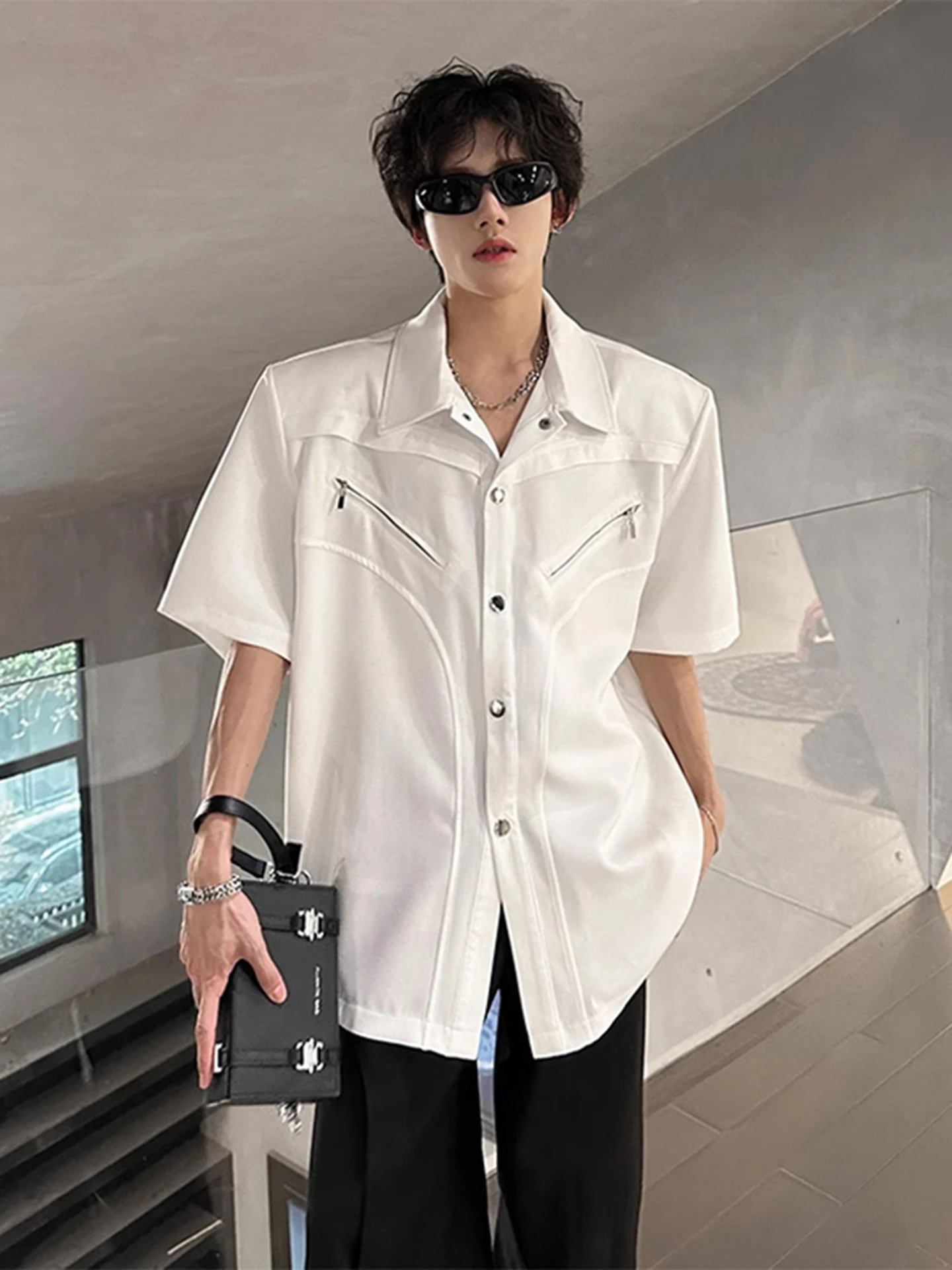 White ort Sve irt Men's Model High-End Feeling Cool Haome Summer Thin Deconstructed oulder Pad Sunscreen irt T-...
White ort Sve irt Men's Model High-End Feeling Cool Haome Summer Thin Deconstructed oulder Pad Sunscreen irt T-...