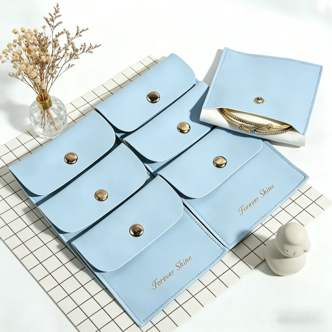 10Pcs 8x8cm PU Leather Jewelry Snap Pouches for Crystal Bangles Necklaces & Luxury Accessories for Party & Daily Jewelry Storage
10Pcs 8x8cm PU Leather Jewelry Snap Pouches for Crystal Bangles Necklaces & Luxury Accessories for Party & Daily Jewelry Storage