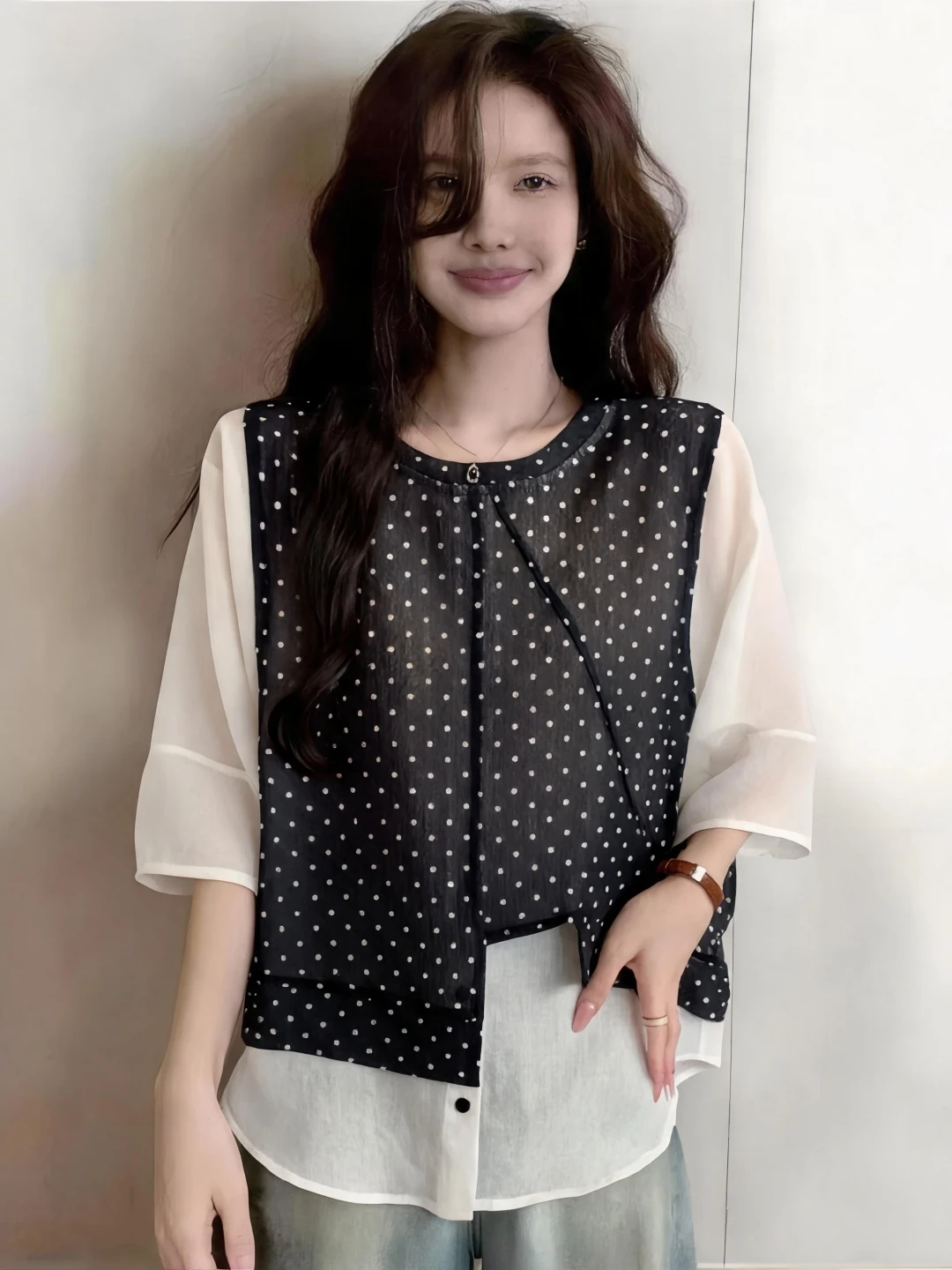 Summer New plus Size Women's Shirt Polka Dot Half Sleeve Splice Design Slimming Arm Covering Top Commute Style Korean Loose Fit
Summer New plus Size Women's Shirt Polka Dot Half Sleeve Splice Design Slimming Arm Covering Top Commute Style Korean Loose Fit