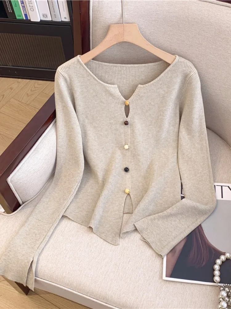 Ele Button Detail Knitted Sweater Women's Early Spring Slim Fit V-Ne Base Layer Top Faion French Sle Long Sve
Ele Button Detail Knitted Sweater Women's Early Spring Slim Fit V-Ne Base Layer Top Faion French Sle Long Sve