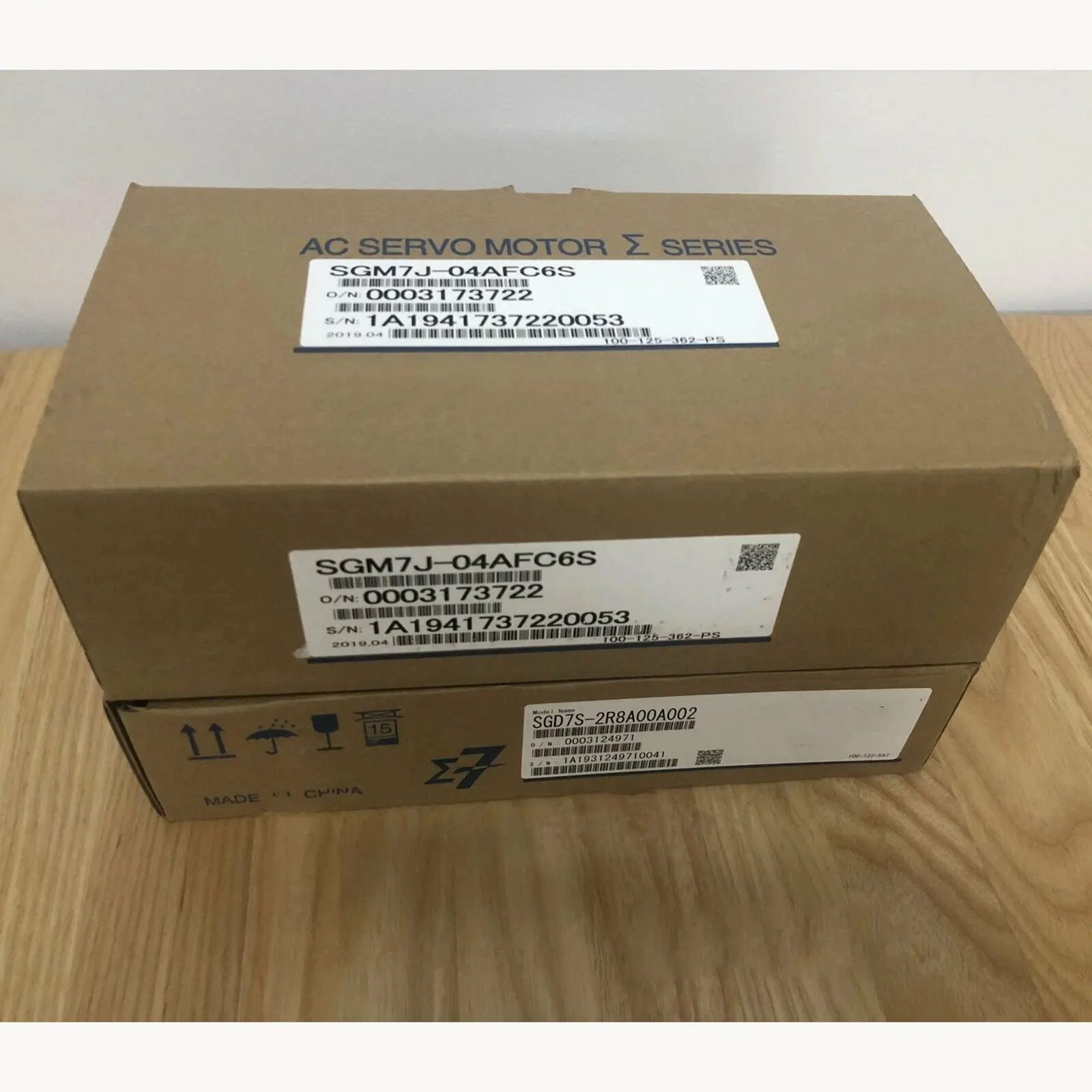 Brand New SGM7J-04AFC6S+SGD7S-2R8A00A002 One Year Warranty
Brand New SGM7J-04AFC6S+SGD7S-2R8A00A002 One Year Warranty
