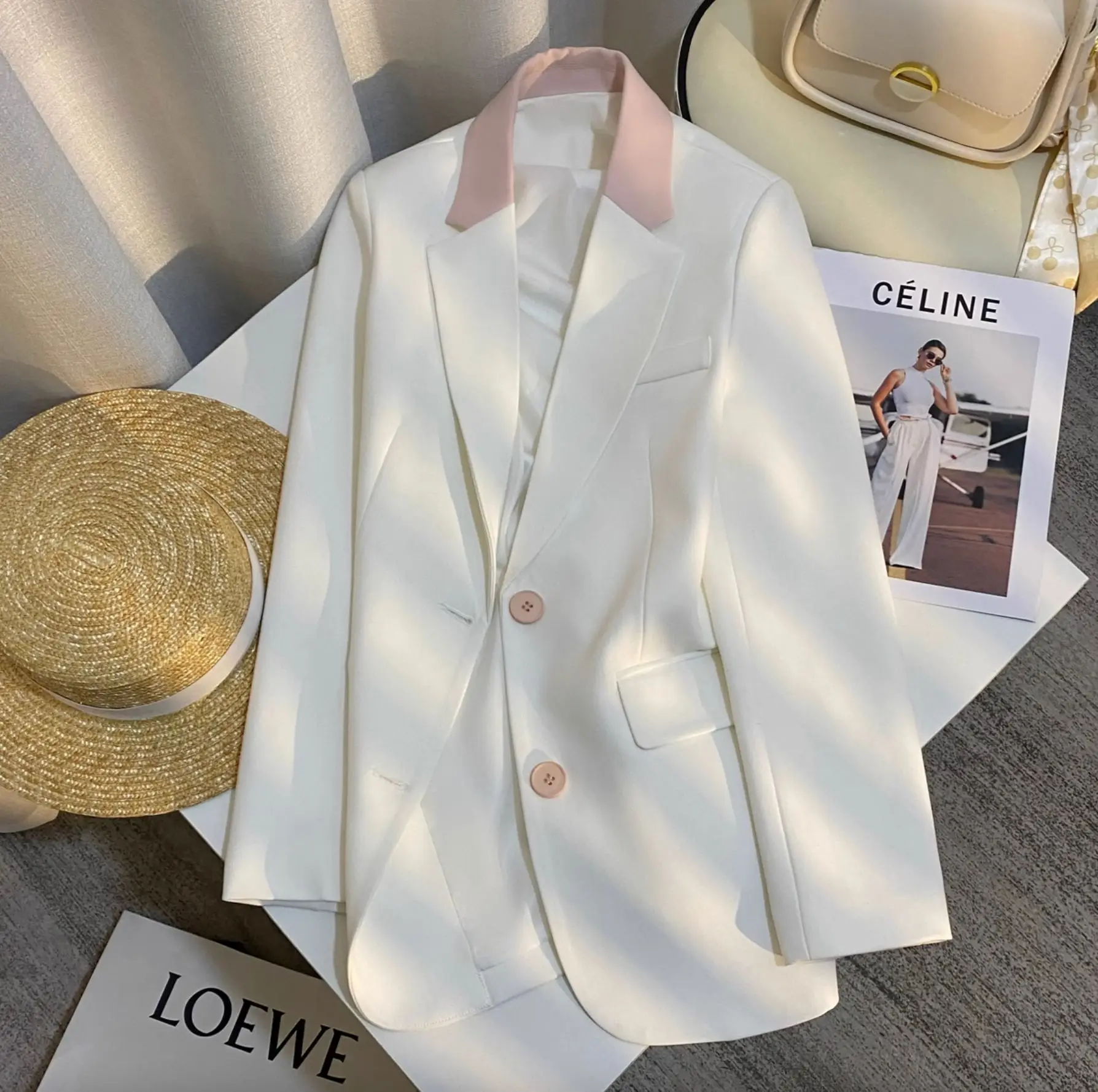 The Spring and Autumn Annals Blazer Women Korean Series Montage Sense of Design Commute Versatile Fashion Comfort Temperament
The Spring and Autumn Annals Blazer Women Korean Series Montage Sense of Design Commute Versatile Fashion Comfort Temperament
