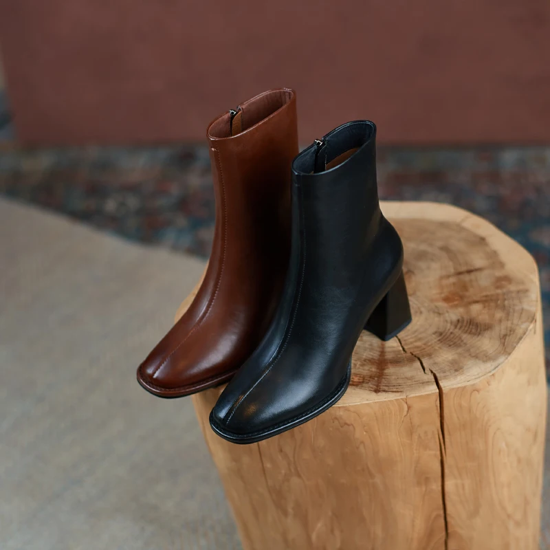 Women Ankle Boots Shoes Genuine Leather Elegant Fashion Thick Heels 7cm Modern Boots Elegant Shoes Black Brown Fashion Y101
Women Ankle Boots Shoes Genuine Leather Elegant Fashion Thick Heels 7cm Modern Boots Elegant Shoes Black Brown Fashion Y101