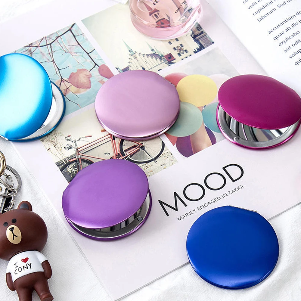 Mini Compact Makeup Mirror Handheld Small Round Foldable Mirror Portable Pocket Magnifying Vanity Mirrors Women Make Up Tools
Mini Compact Makeup Mirror Handheld Small Round Foldable Mirror Portable Pocket Magnifying Vanity Mirrors Women Make Up Tools