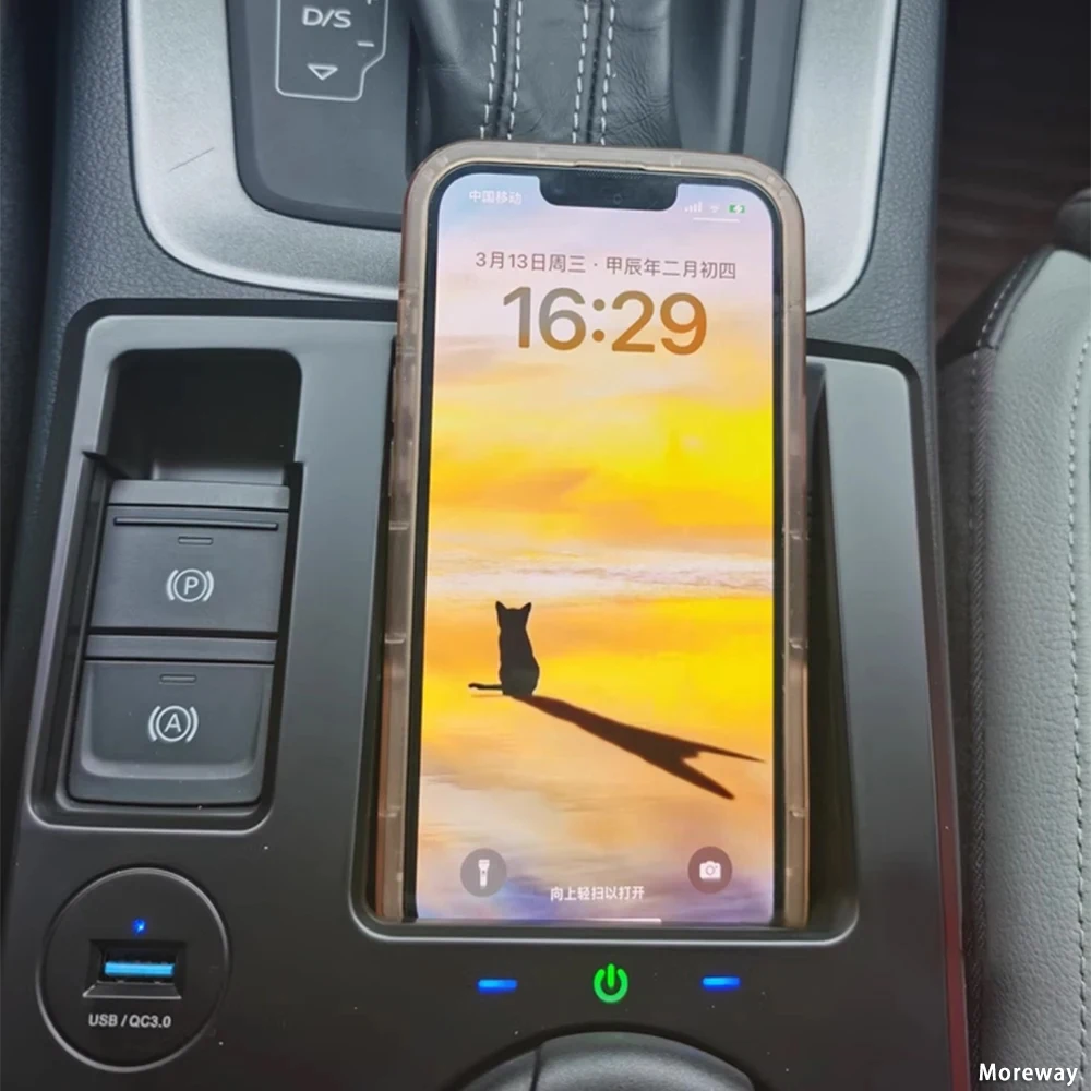 Беспроводное зарядное устройство для автомобиля 15 Вт для Audi Q3 2019-2024, держатель для телефона, аксессуар для интерьера автомобиля
Беспроводное зарядное устройство для автомобиля 15 Вт для Audi Q3 2019-2024, держатель для телефона, аксессуар для интерьера автомобиля