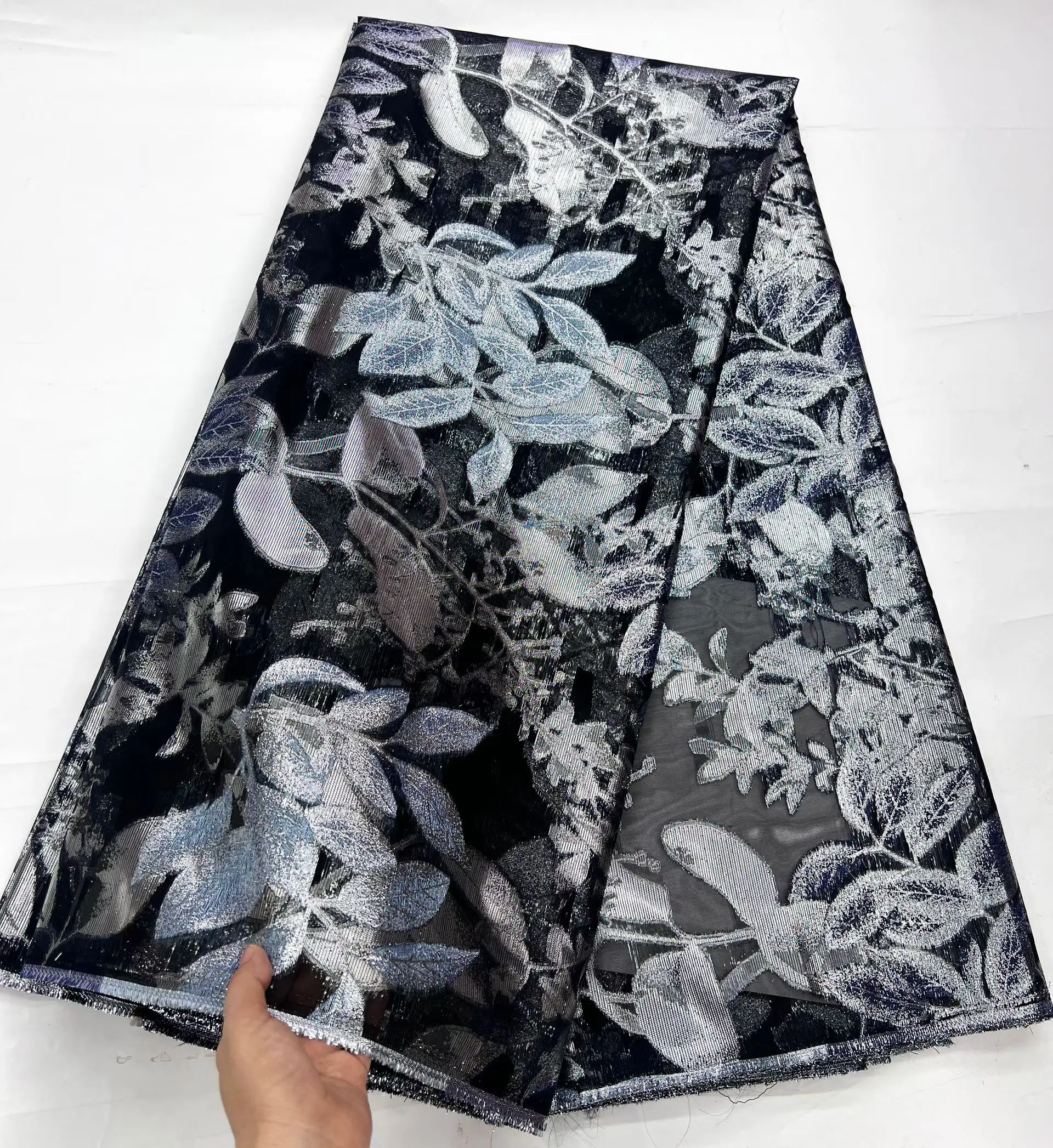 New Style African Nigerian Jacquard Brocade Lace Fabric 2026 French Damask Organza Lace Fabric For Women Dress Diy Sew LHD26102
New Style African Nigerian Jacquard Brocade Lace Fabric 2026 French Damask Organza Lace Fabric For Women Dress Diy Sew LHD26102