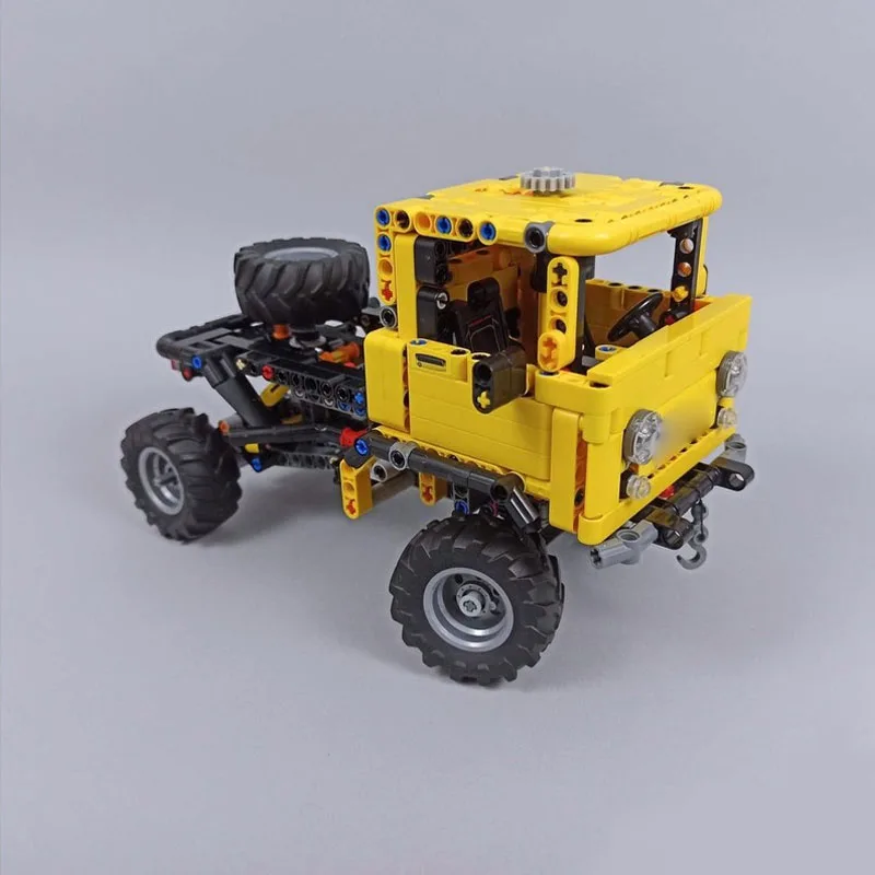 MOC-100720 New City Cargo Truck Building Block Model 645 Parts MOC Creative Boys Children's Birthday Christmas Toy Gift
MOC-100720 New City Cargo Truck Building Block Model 645 Parts MOC Creative Boys Children's Birthday Christmas Toy Gift
